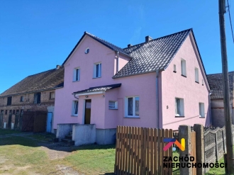 Dom z budynkami gospodarczymi Walewice, gm.Torzym